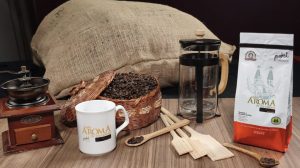 Lee más sobre el artículo Café Dabeiba: el cultivo con aroma a esperanza que unió a los campesinos del Urabá antioqueño tras la violencia