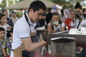 Lee más sobre el artículo Vistahermosa tiene 30 jóvenes especialistas en barismos y catación de café